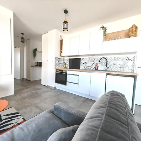 Agreable Lumineux Avec Grande Terrasse Apartment *